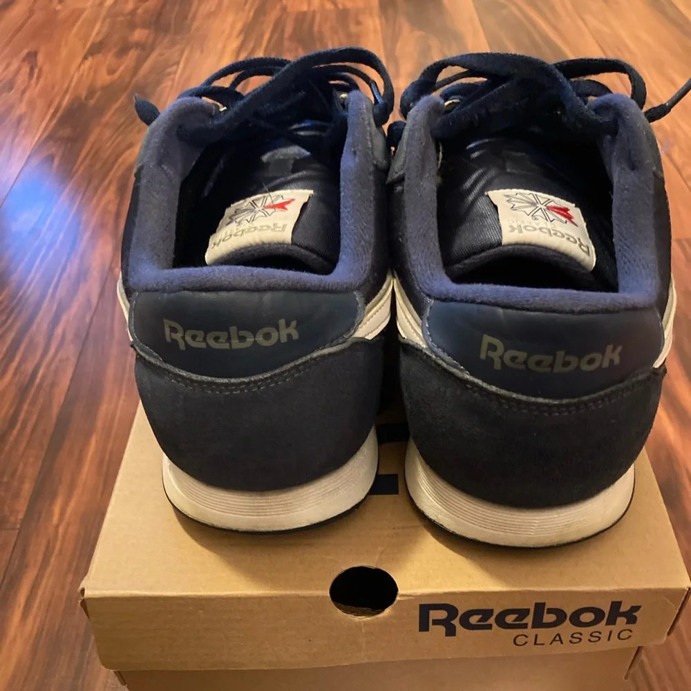 Mens Reebok Classics - Picture 6 of 8